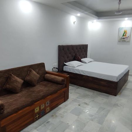 Shanti Residency Ню Делхи Екстериор снимка
