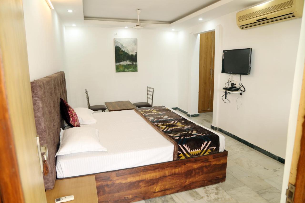 Shanti Residency Ню Делхи Екстериор снимка