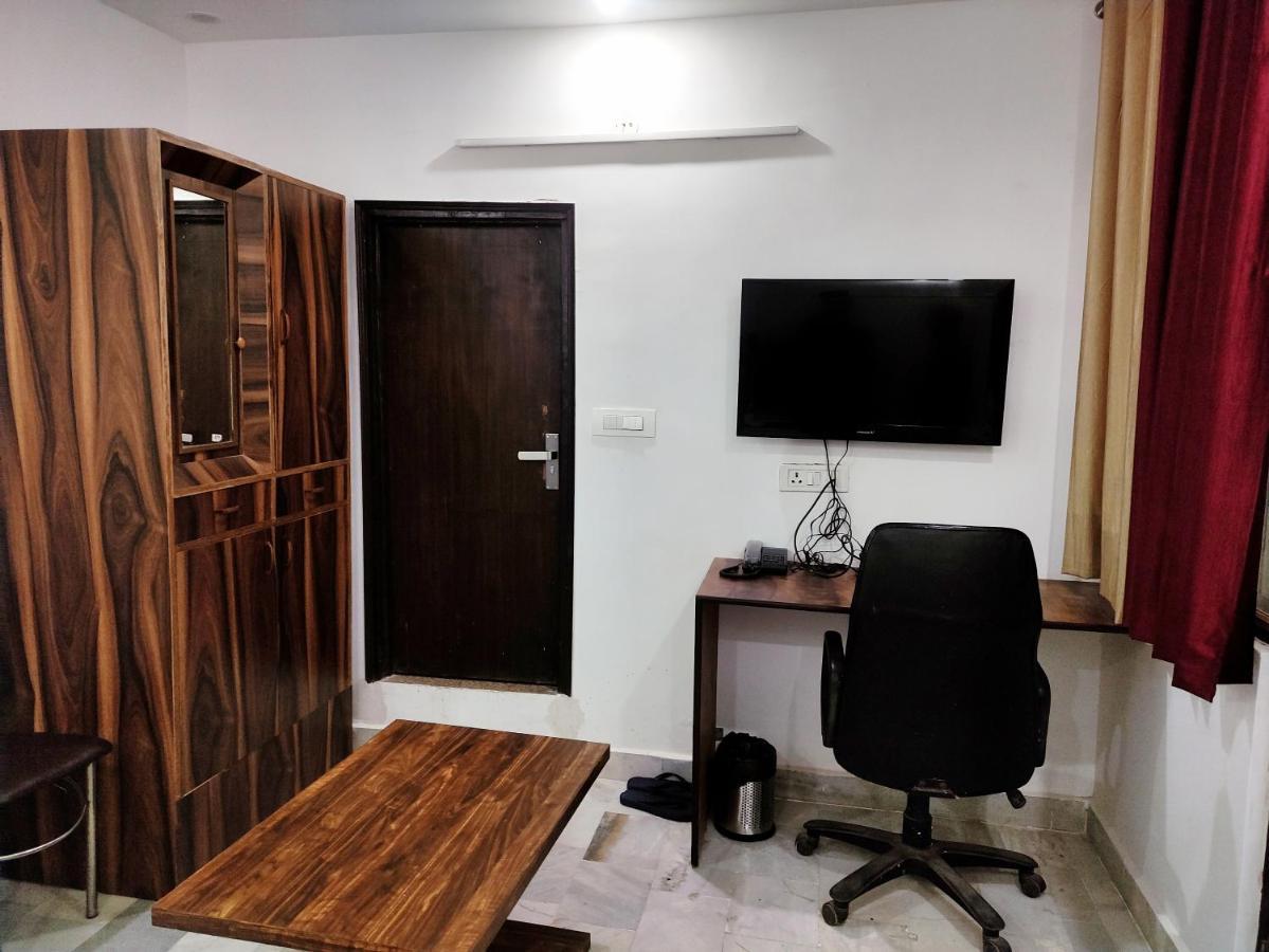 Shanti Residency Ню Делхи Екстериор снимка